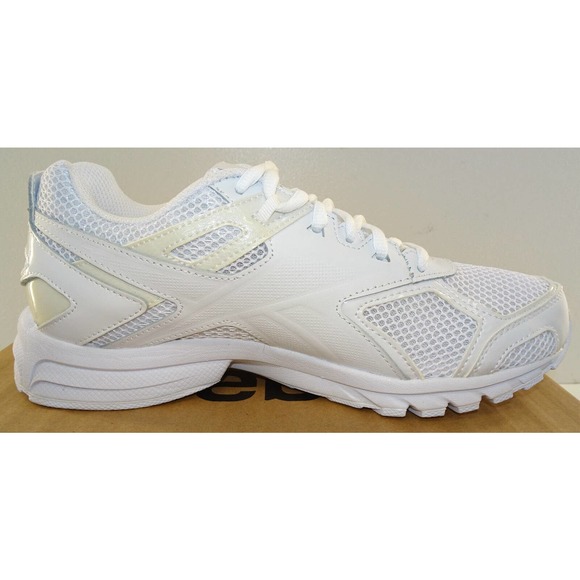 Men's REEBOK Quickchase SE Running XTrainers White Crosstrainers - Medium & Wide - Picture 3 of 7